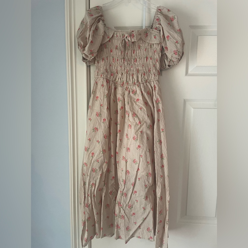 Floral Smocked Puff-Sleeve Midi Dress